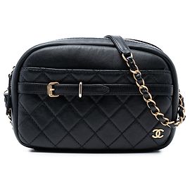 Chanel Piccola Borsa a Fibbia in Pelle di Pecora Matelassé