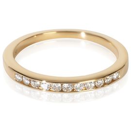 Anillo vintage de oro amarillo y diamantes con engaste en canal Tiffany & Co.