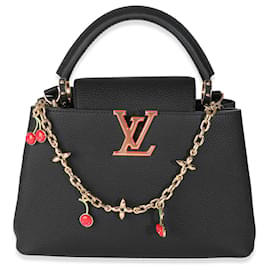 Louis Vuitton x TM Borsa Capucines MM in Taurillon Nero