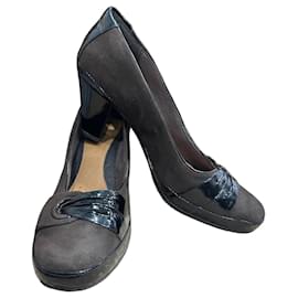 Clarks Artisan Décolleté in Camoscio Marrone e Vernice Nera