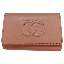 Estuche para llaves Chanel rosa salmón