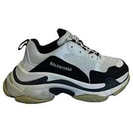 Sneakers Balenciaga Triple S Bianco e Nero