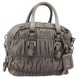 PRADA Borsa a Mano Arricciata in Pelle 2 in 1 Grigio Argento Auth 178080A