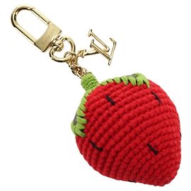LOUIS VUITTON Portachiavi Very Licious Crochet Rosso M02583 LV Auth 177108SM