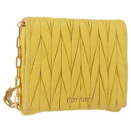 Miu Miu Matelassé Schultertasche aus Leder mit Kette, Gelbgold, Auth 178934A