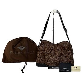 Borsa a spalla in suede leopardato Bottega Veneta vintage beige