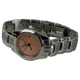 Vintage Fendi Orologi Ladies Quartz Watch Silver