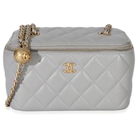Chanel Graue gesteppte Lammleder kleine Pearl Crush Kosmetiktasche