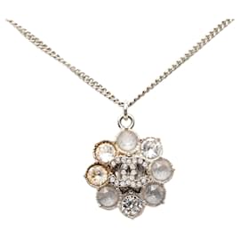 Collana pendente a forma di fiore in ottone strass CC argento di Chanel