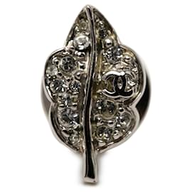 Spilla in ottone strass a foglia CC argento di Chanel