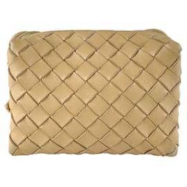 Borsa a spalla in pelle Mini Loop di Bottega Veneta