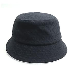 Cappello bucket Coco Mark di Chanel