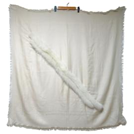 Sciarpa in Jacquard Diamante Beige Gucci