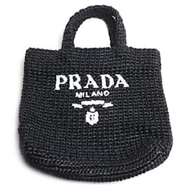 Prada Kleiner Crochet Tote Bag in Schwarz