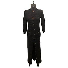 Abito in tweed nero Balenciaga Back to Front di Demna (FW2022)
