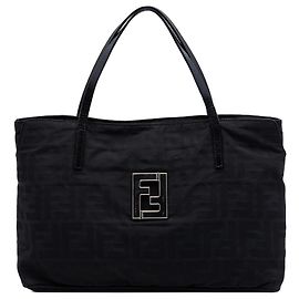 Bolso Fendi Black Zucca Nylon