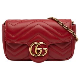 Bolso bandolera Gucci Red Mini GG Marmont Matelasse de cuero