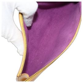 Louis Vuitton Pochette Accessoires Epi Leather