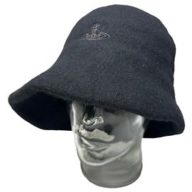 Cappello bucket in lana vintage Vivienne Westwood nero Orb