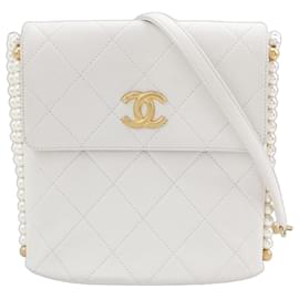 Borsa a tracolla Chanel Pearl Chain Hobo in pelle bianca