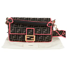 Borsa a Spalla Tote Baguette Medium - Fendi
