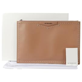 Clutch Antigona Large Stud - Givenchy