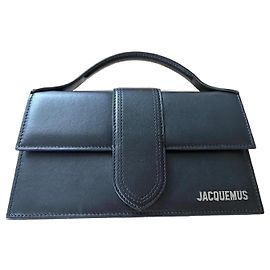 Jacquemus Le Grand Bambino Borsa in pelle nera