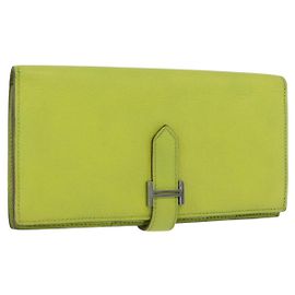 Hermès Portafoglio HERMES Bearn Soufflet in pelle verde Auth BA12491A
