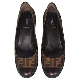Zapatos de tacón Fendi Zucca en Lona Monograma