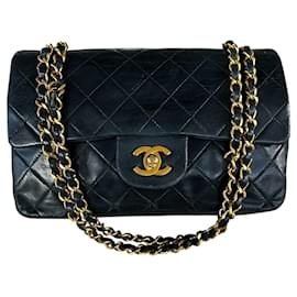 Borsa Chanel Small Classic Double Flap in pelle nera