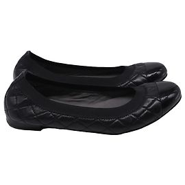 Bailarinas acolchadas Stuart Weitzman en cuero negro