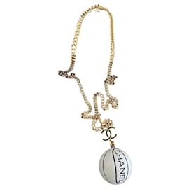 Collana Chanel Basketball CC Logo Collezione Runway 2024