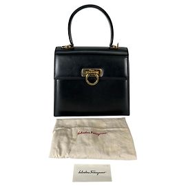 Borsa a mano compatta in pelle Gancini Salvatore Ferragamo