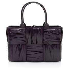 Borsa Tote Small Arco in pelle di vitello plissettata Bottega Veneta