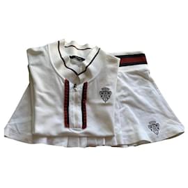 Conjunto de polo y falda plisada Gucci blanco
