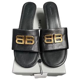 Balenciaga BB Sandali in Pelle Nera