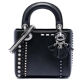 Lady Dior in agnello nero con borchie, cristalli e perle