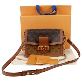 Louis Vuitton Borsa a tracolla e crossbody Dauphine Mm