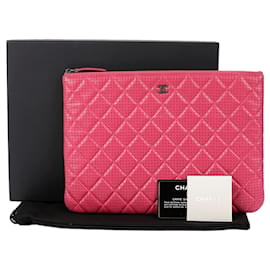 Clutch Classic New Medium en piel de cordero - Chanel