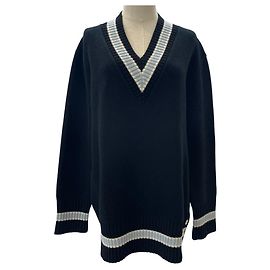 Suéter de punto de lana con cuello en V Burberry