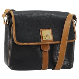Céline Bolsa de Ombro CELINE em Couro Preto com Detalhes Dourados Auth 179287