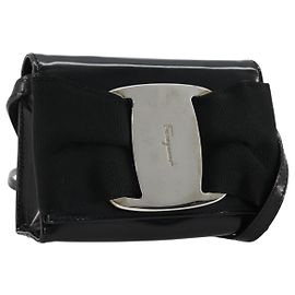 Borsa Salvatore Ferragamo Vara Ribbon in vernice nero argento Autentica BA12606
