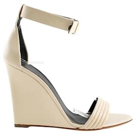 Tacchi color ecru - Céline