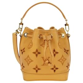 Borsa Louis Vuitton Noe NM in pelle Monogram traforata e ricamata Nano