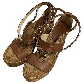 Sandali espadrillas con zeppa e borchie di perle Jimmy Choo