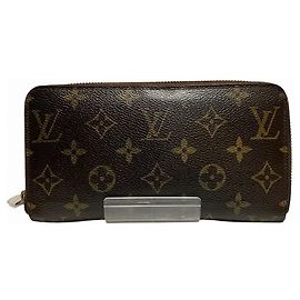 Louis Vuitton Monogram Zippy Wallet