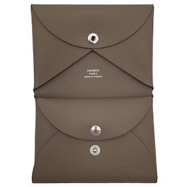 Hermès Mini Cartera Calvi Duo Compact, Pele de Vitello Epsom, Etoupe