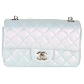 Chanel Mini Flap Rechteckig aus gestepptem Ziegenleder in Blau Iridescent