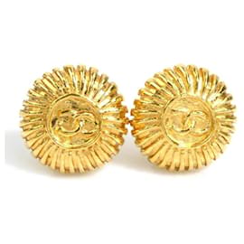 Orecchini a clip dorati Chanel