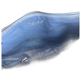Tote Boy matelassé Chanel en cuir de veau vieilli glacé